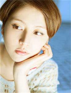 《MY FRIENDS HOT MOM》